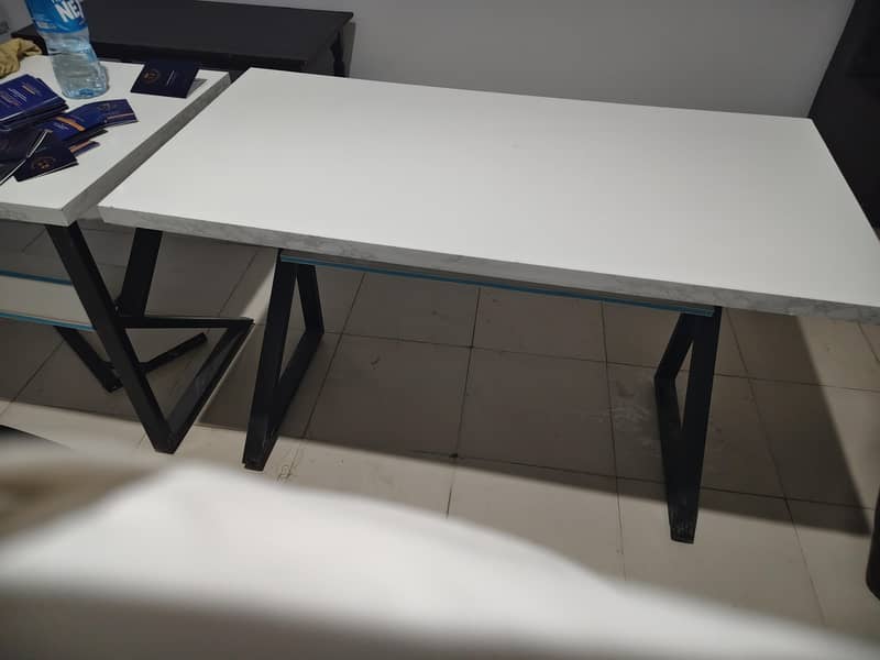 Freelance Office Table 1