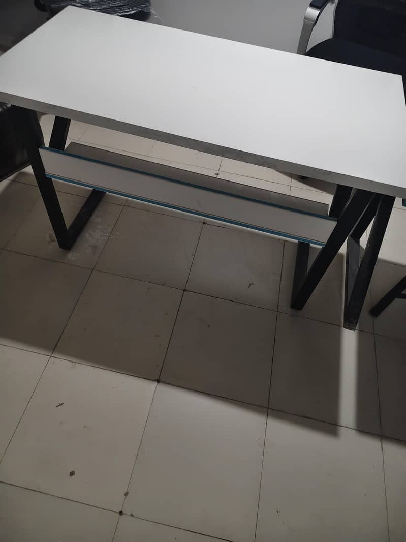 Freelance Office Table 2
