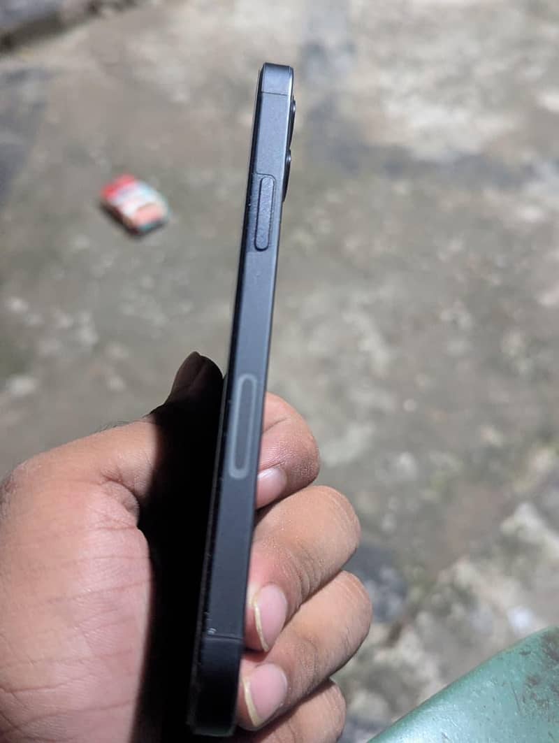 Apple iPhone 12 2