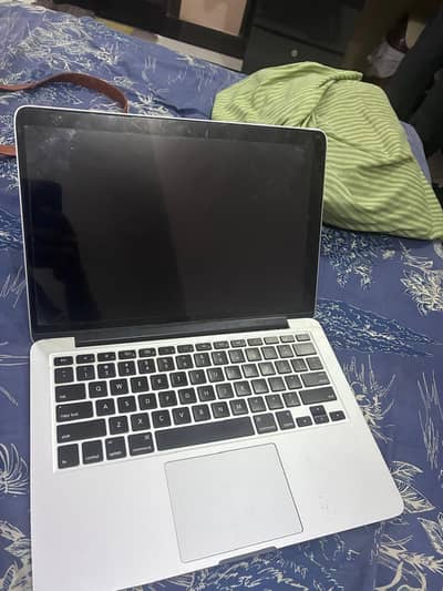Apple Macbook pro (2015), windows installed