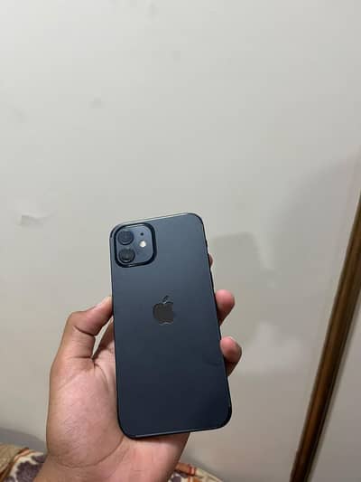 Apple iPhone 12