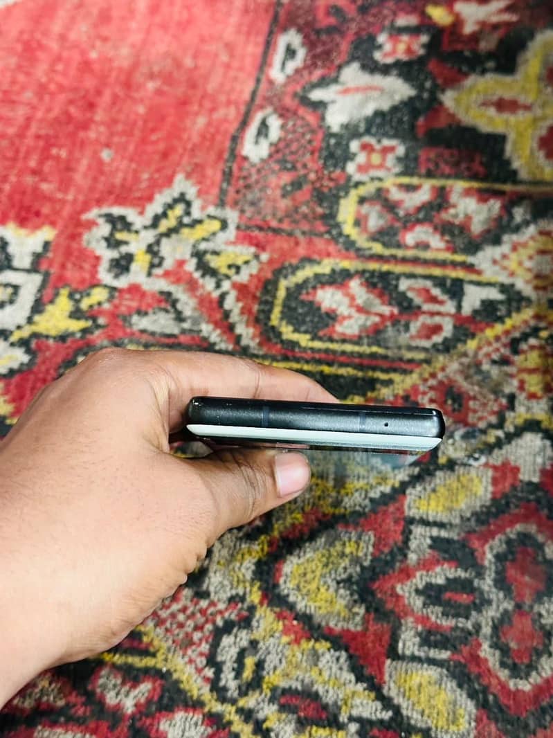 Google Pixel 6a 1