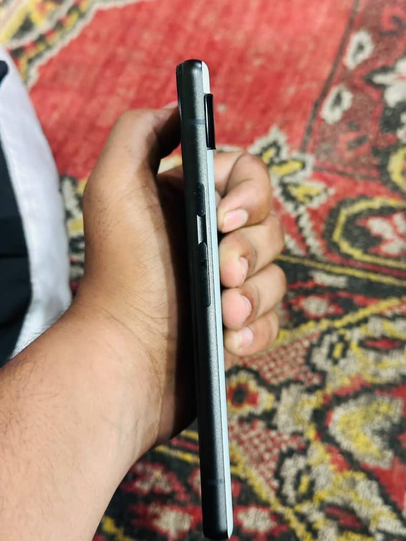 Google Pixel 6a 3