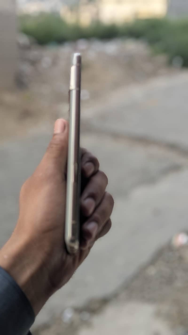 Google Pixel 7 Pro 4