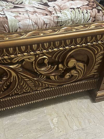 Wood bed