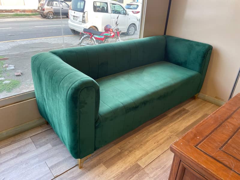 Salling Six Seater Sofa  4