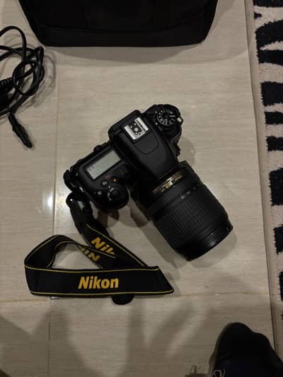 NIKON D7500