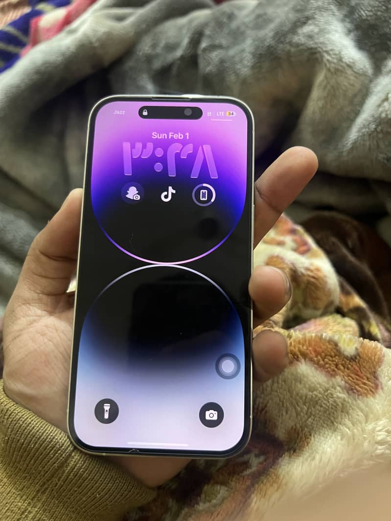 Apple iPhone 14 Pro 2