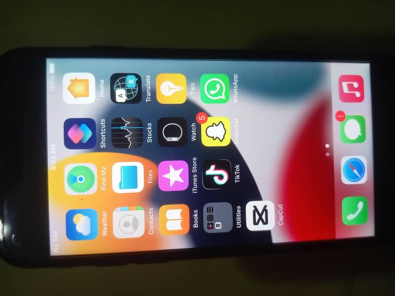Apple iPhone 7 1