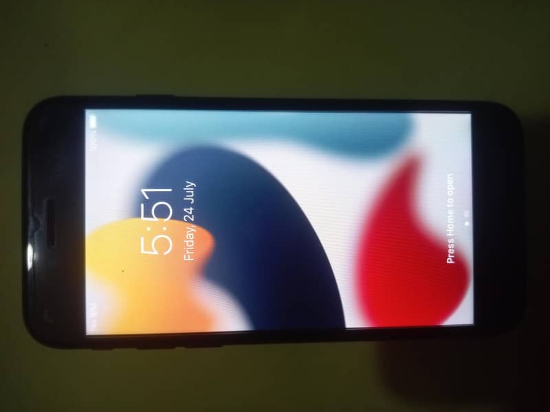 Apple iPhone 7 3