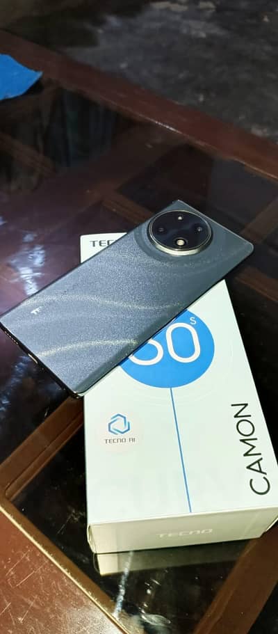 Tecno CAMON 30S . . . . . . . . 16/256GB