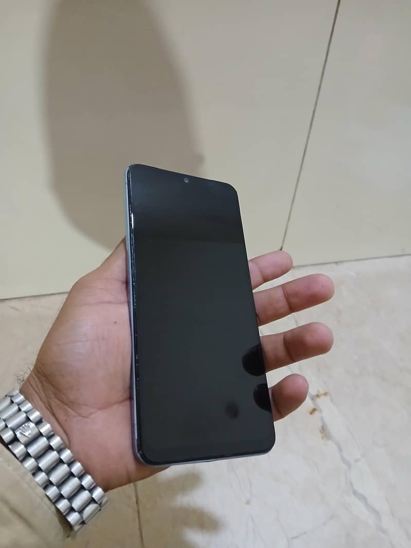 Vivo V21 3