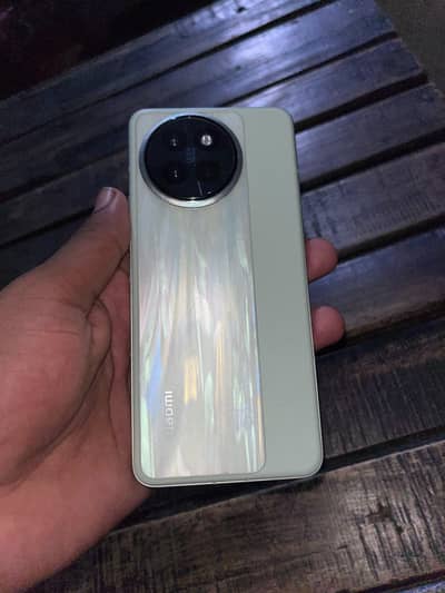 Xiaomi Civi 4 Pro