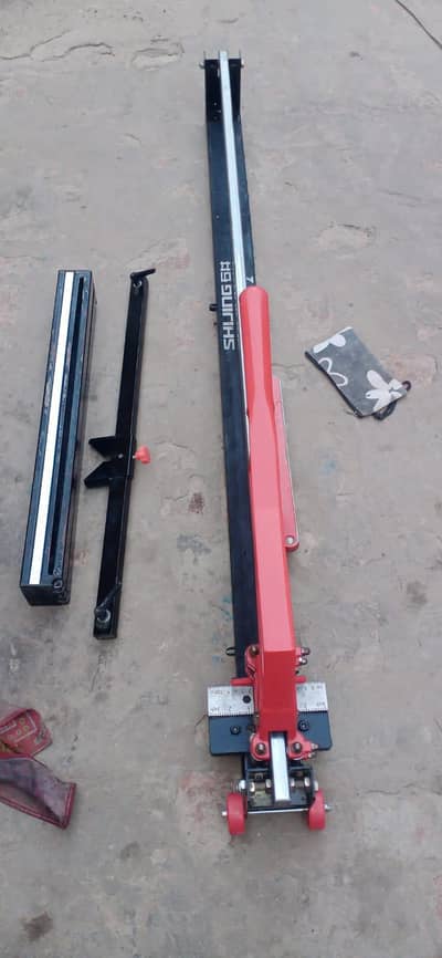 Tile Cutter machine. Lain cutter