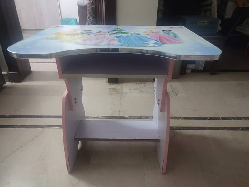 Kid study table 7