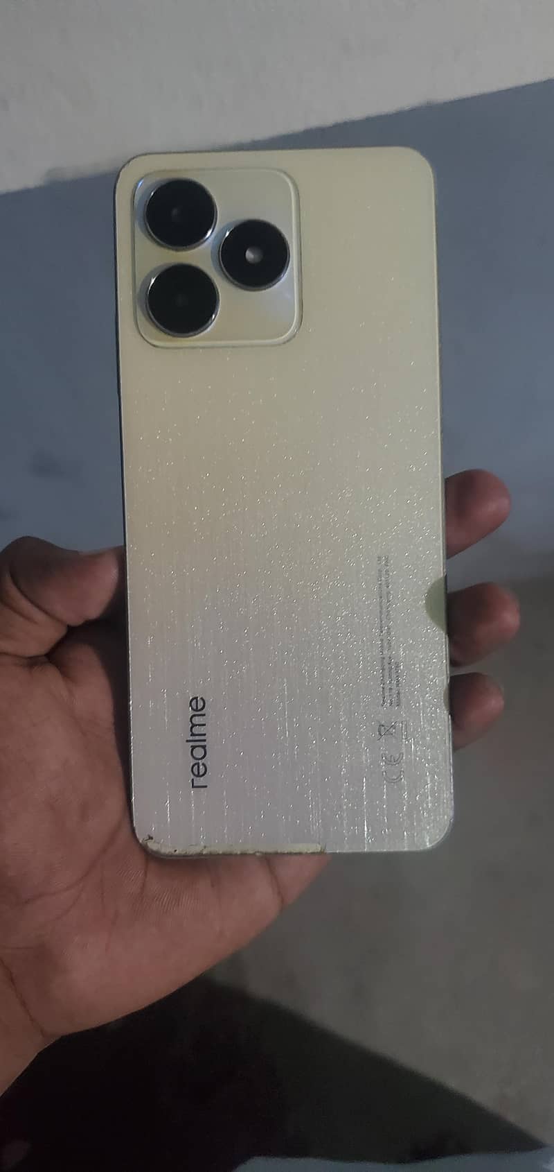 Realme C53 0
