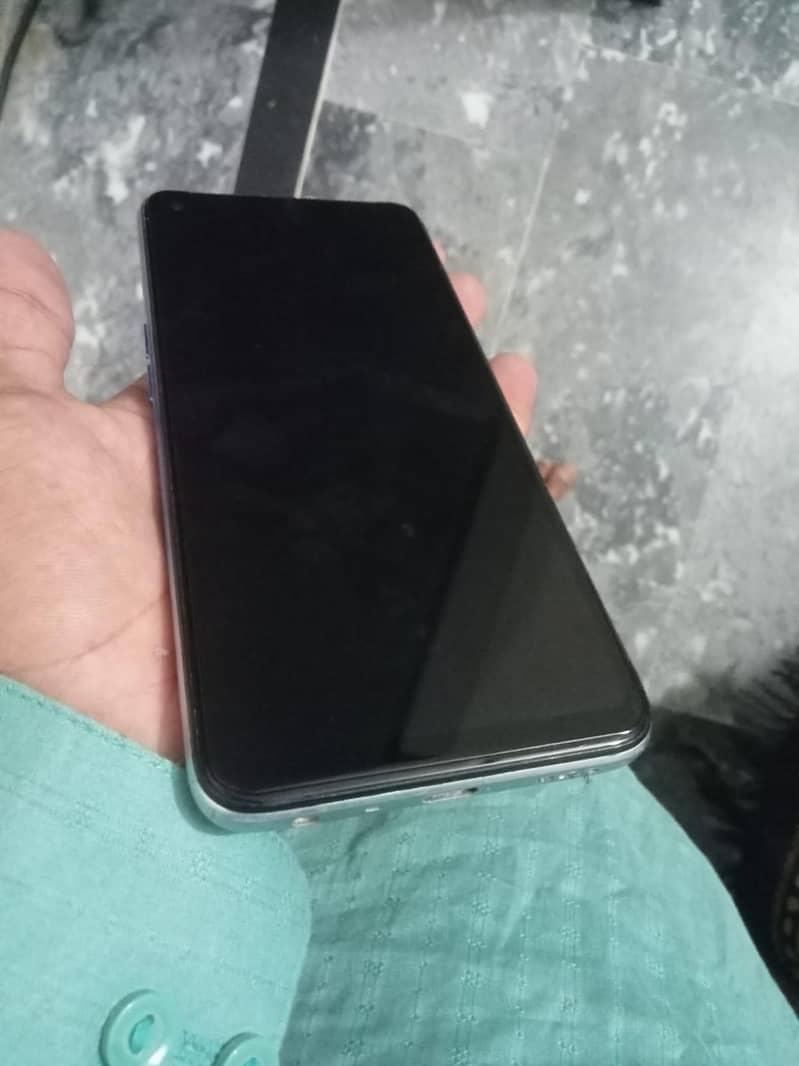 OPPO A54 4