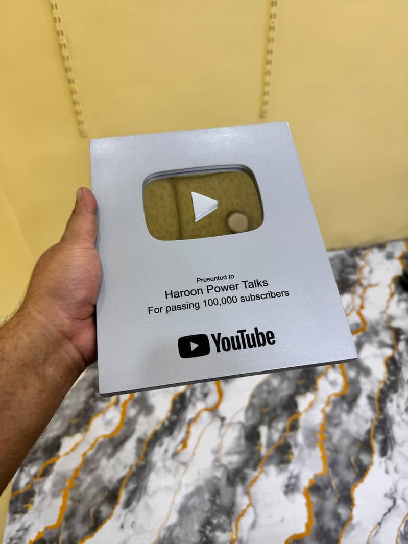 Youtube Play Button 1