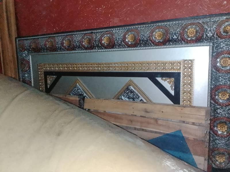 complete bed set 0