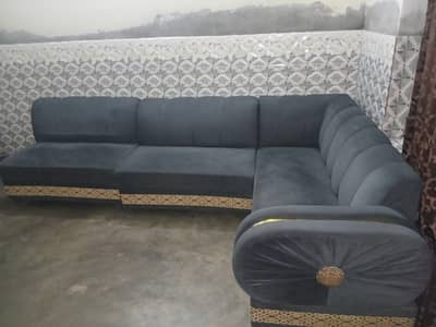 l shaped sofa with very good condition just minor used