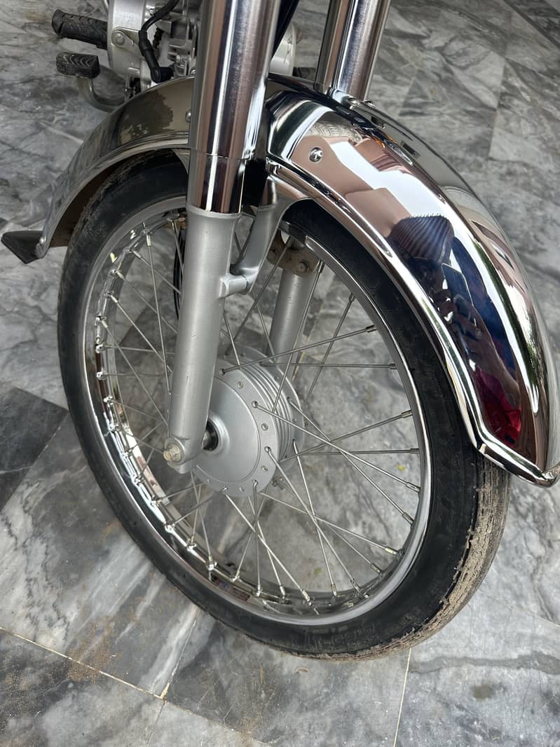 Cd 70 baike 7