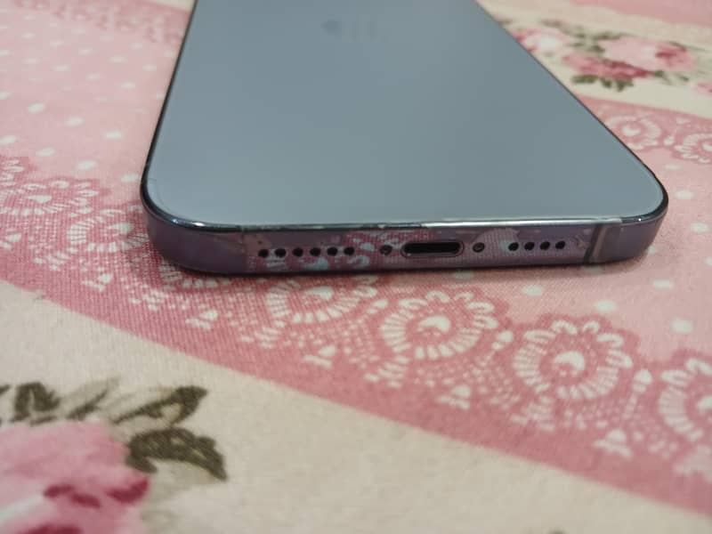 Apple iPhone 13 Pro Max 4