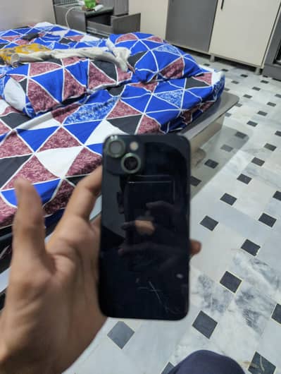 Apple iPhone 13