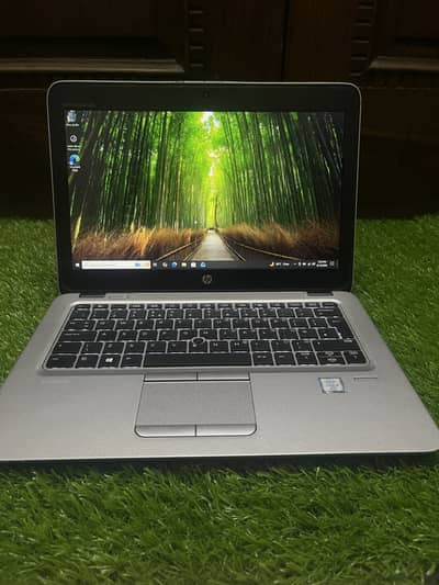 Hp EliteBook || 820 G3 || Core i5 6th gen || 8Gb Ram