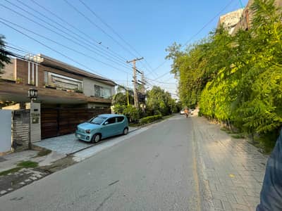 6000 Sqft Lower Ground Floor Main Qasoori Road