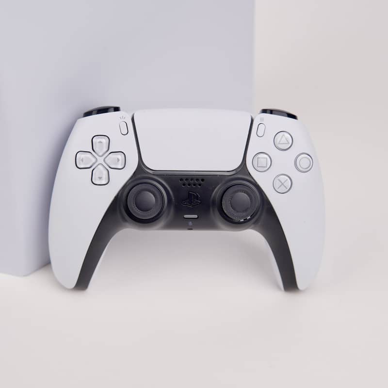 PlayStation 5 Disk model with 1 Controller 3