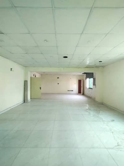 1 Kanal. Hot Location. Annual. Commercial