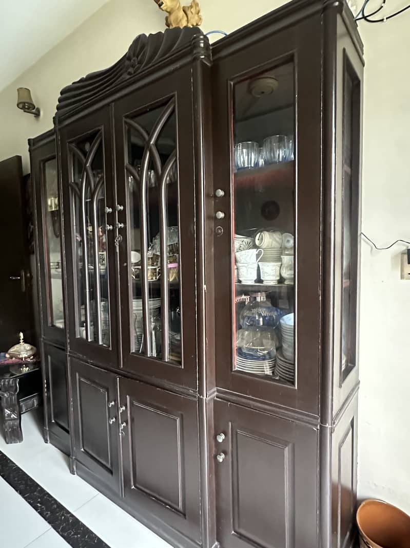 Crockery Showcase 2