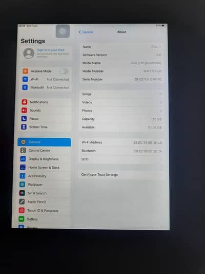 iPad 7th genrasion 128. GB LCD change 10. by 9 condition tach bilkul ok