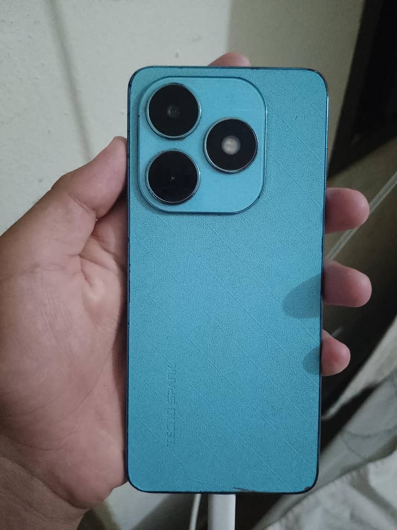 Tecno Spark 20 1