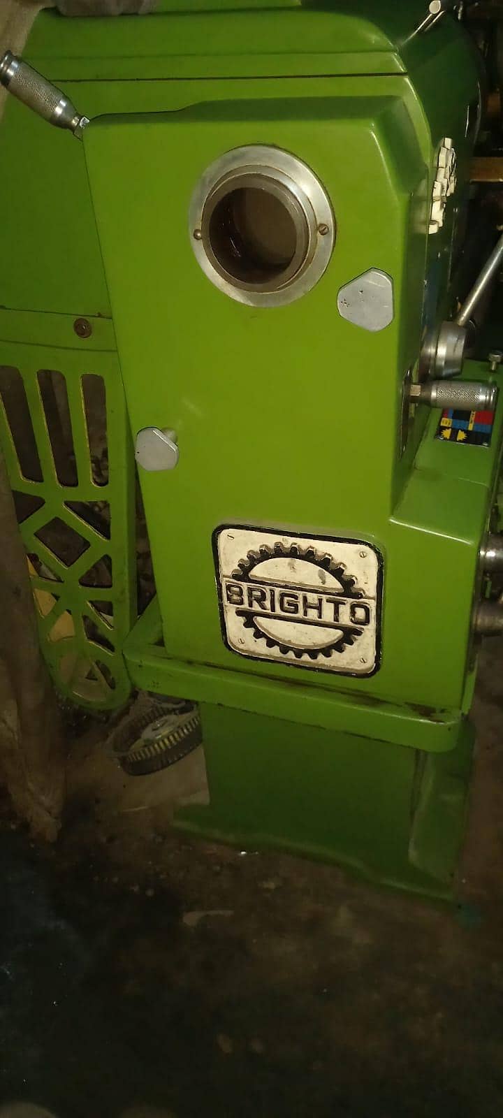 Brighto lathe machine 1