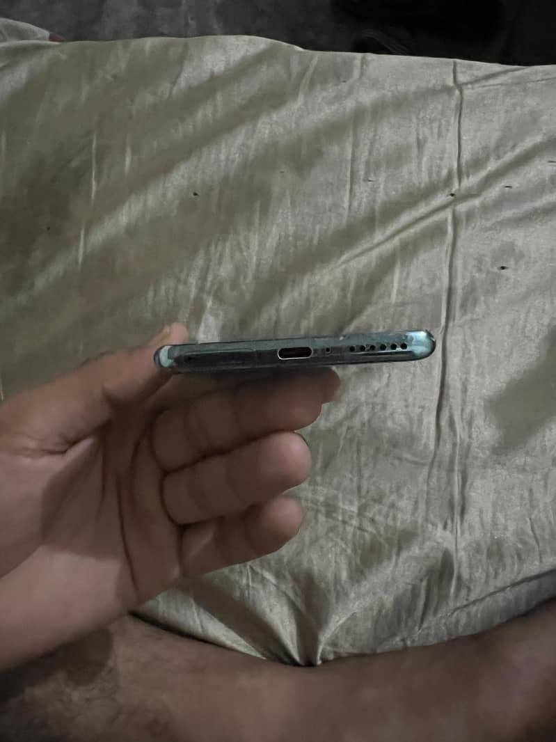 Xiaomi Redmi Note 14 Pro 4