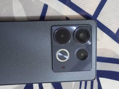 Infinix Note 40