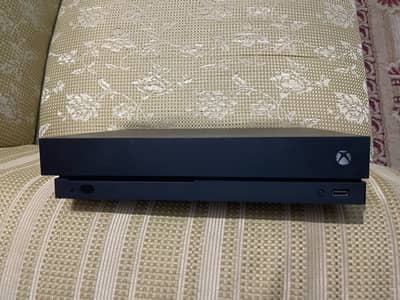 Xbox one X 1TB like brand new