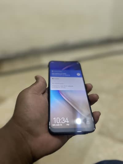 Tecno Spark 4 ONE HAND USE