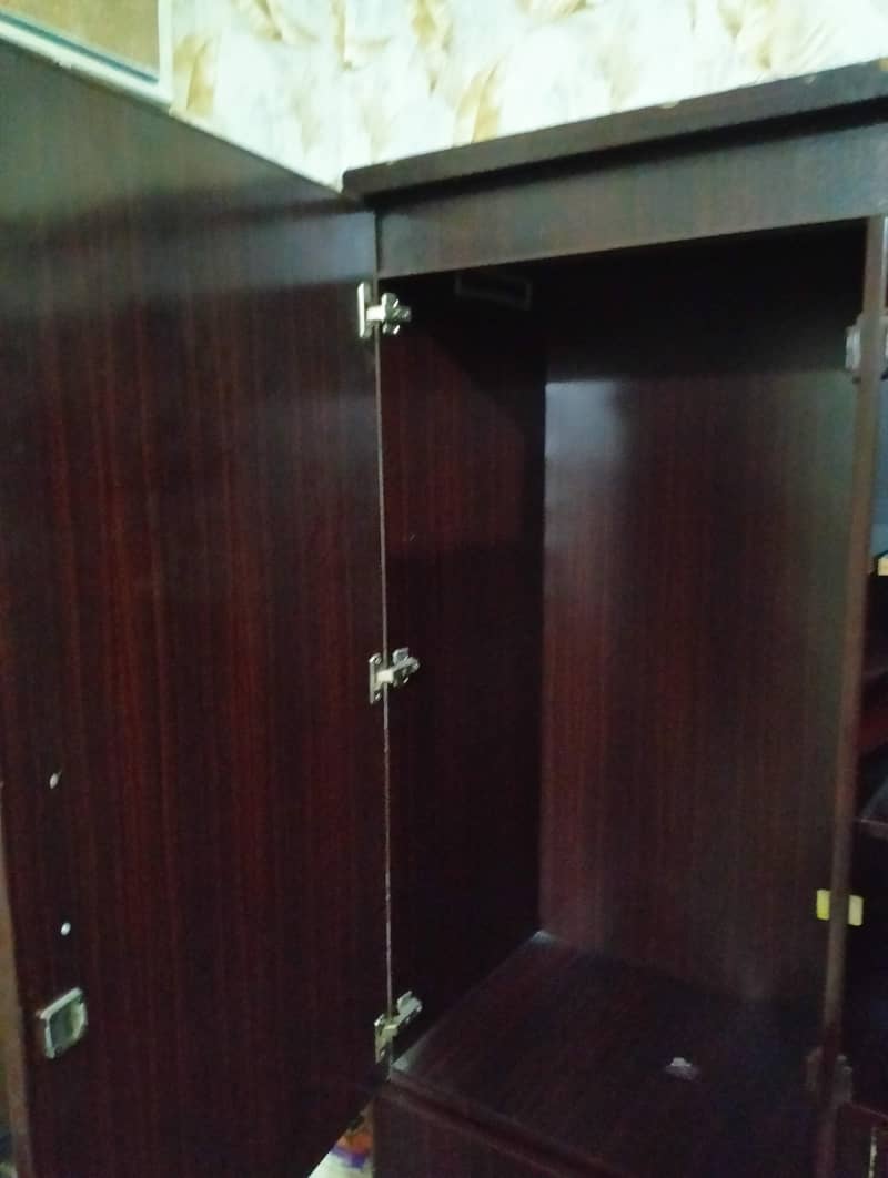wardrobe 2