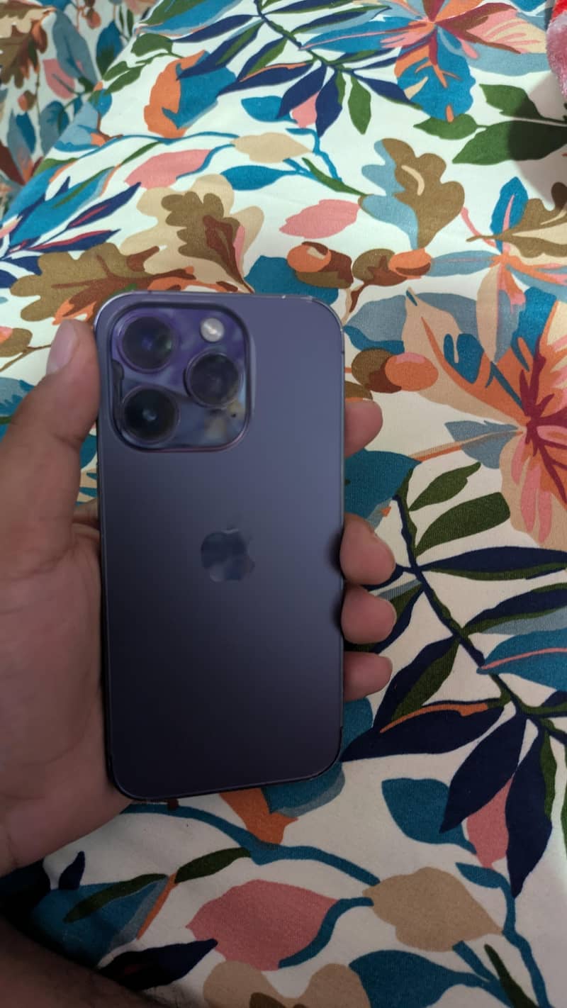 Apple iPhone 14 Pro 2