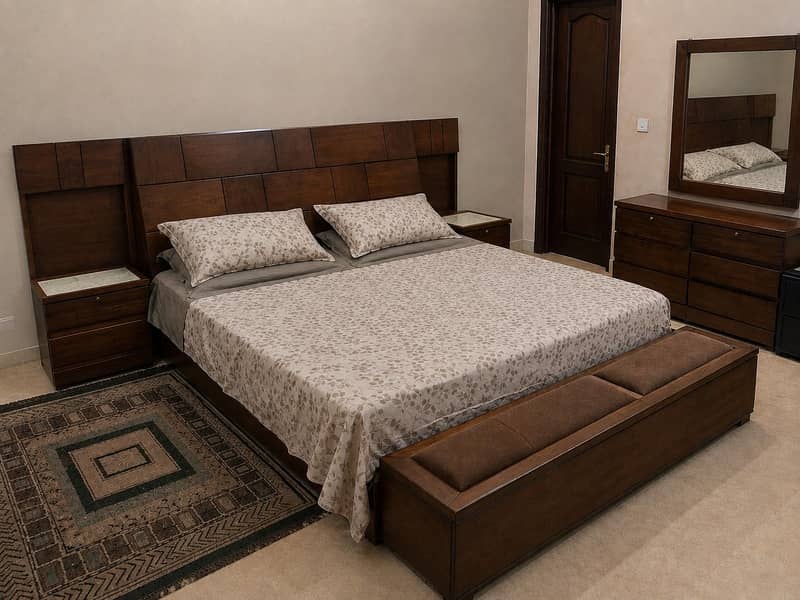 king size bed 0