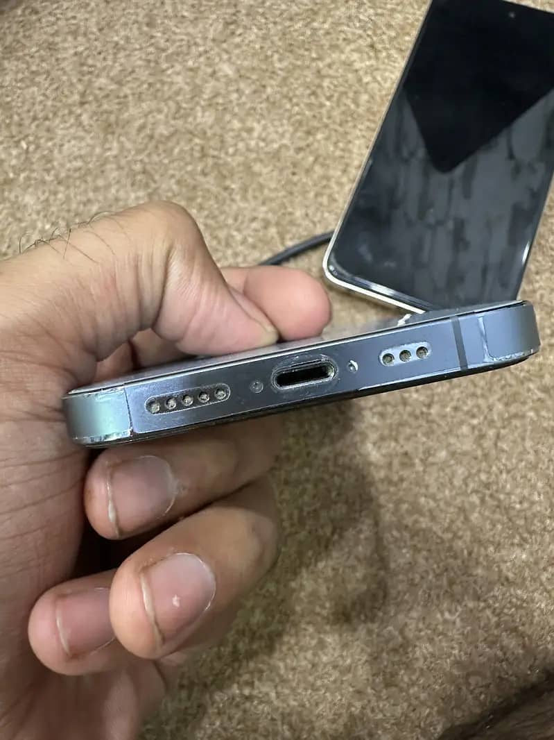 Apple iPhone 13 Pro 3