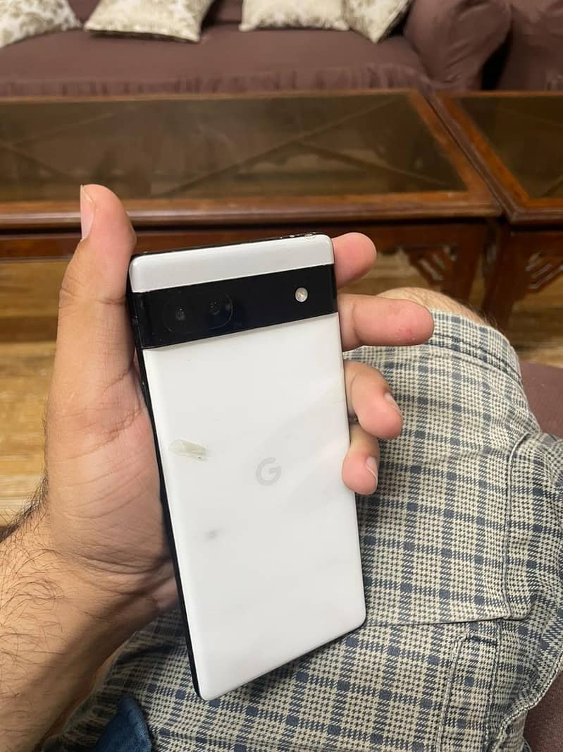 Google Pixel 6a 1