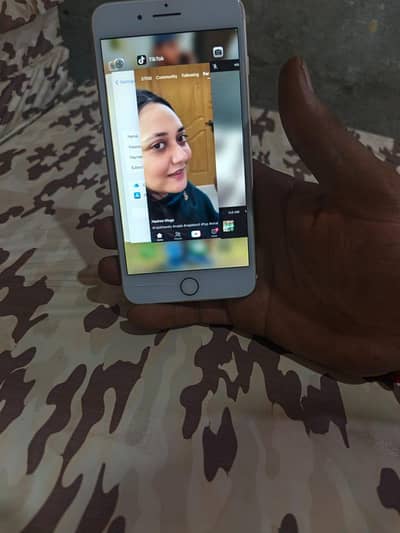 Apple iPhone 7 Plus exchange sale bypass ha 12