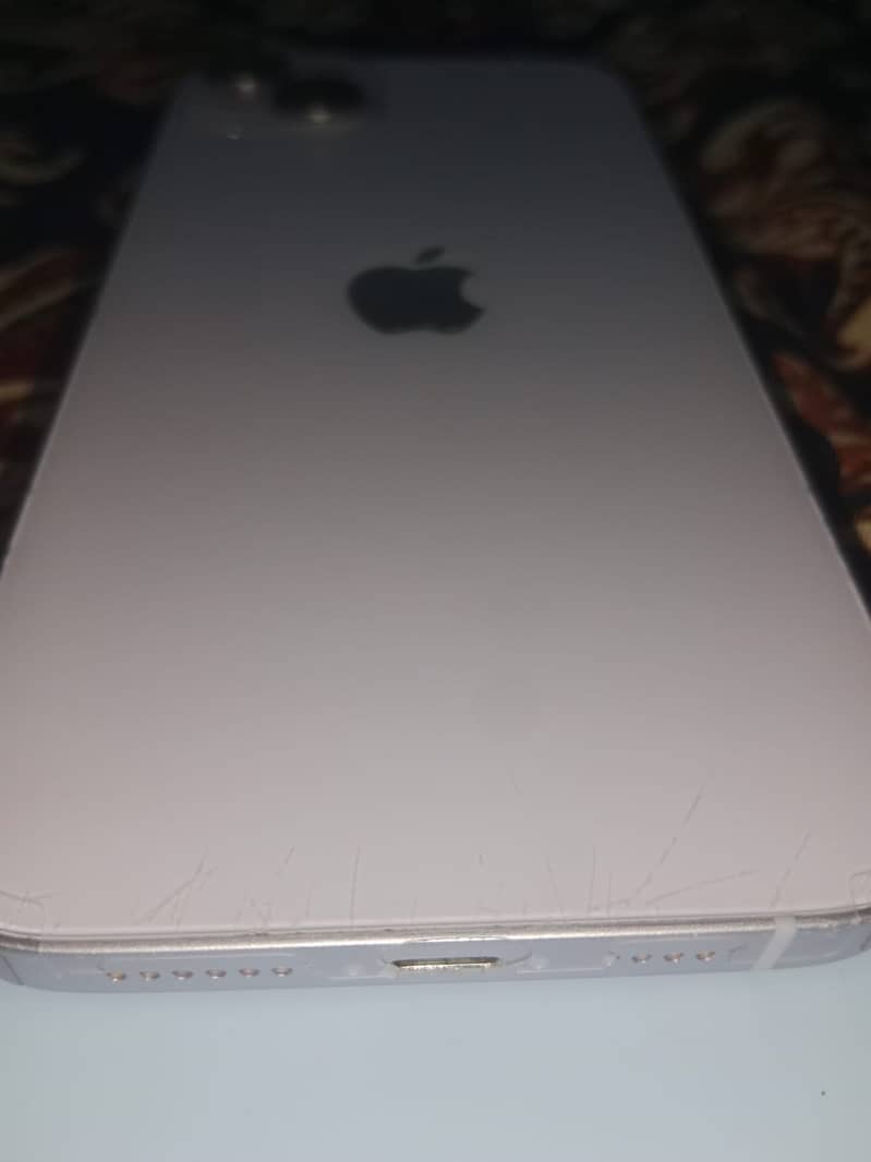 Apple iPhone 14 plus 4