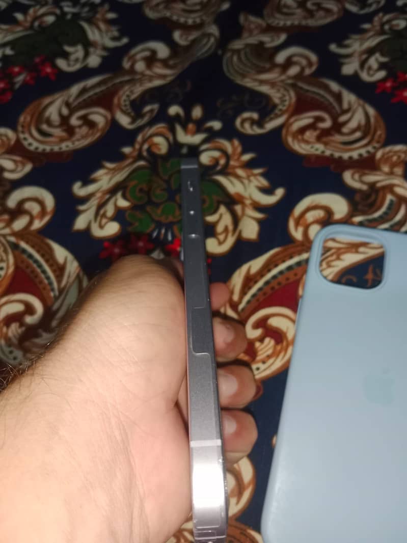 Apple iPhone 14 plus 9