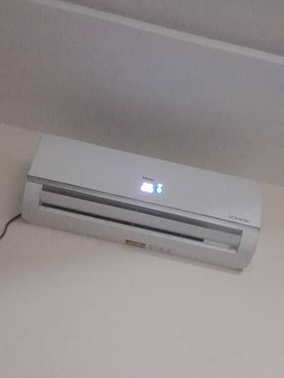 Haier 1 ton Dc Invertor Ac