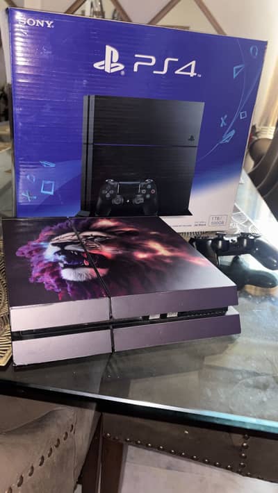 PS4 slim 10 / 10 condition