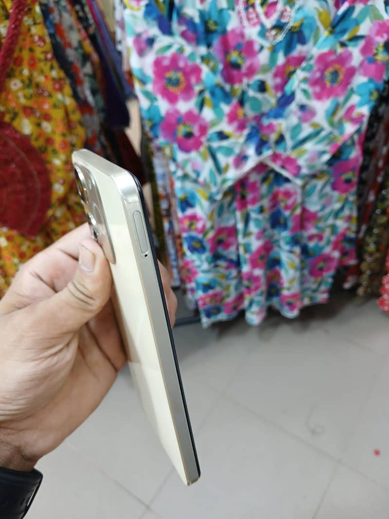 Realme note 70 1